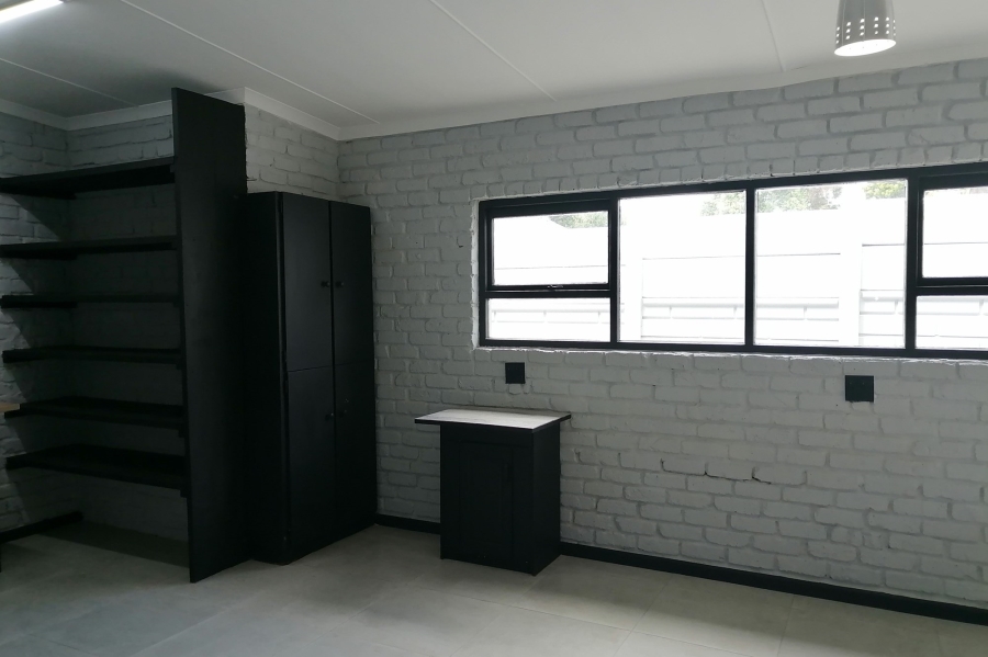 5 Bedroom Property for Sale in Stilbaai Wes Western Cape